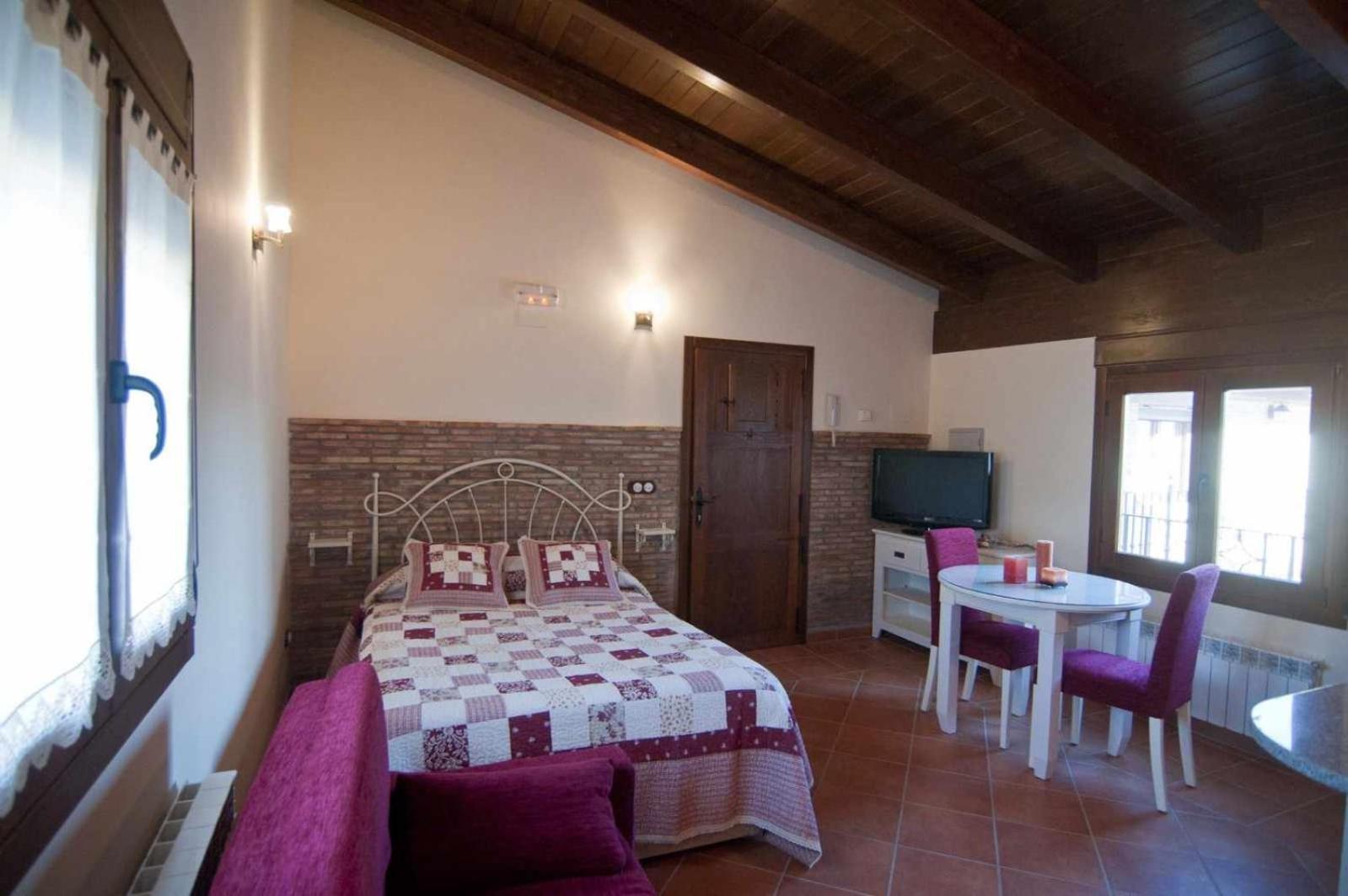 Turisticos Sanahuja Apartment Valbona